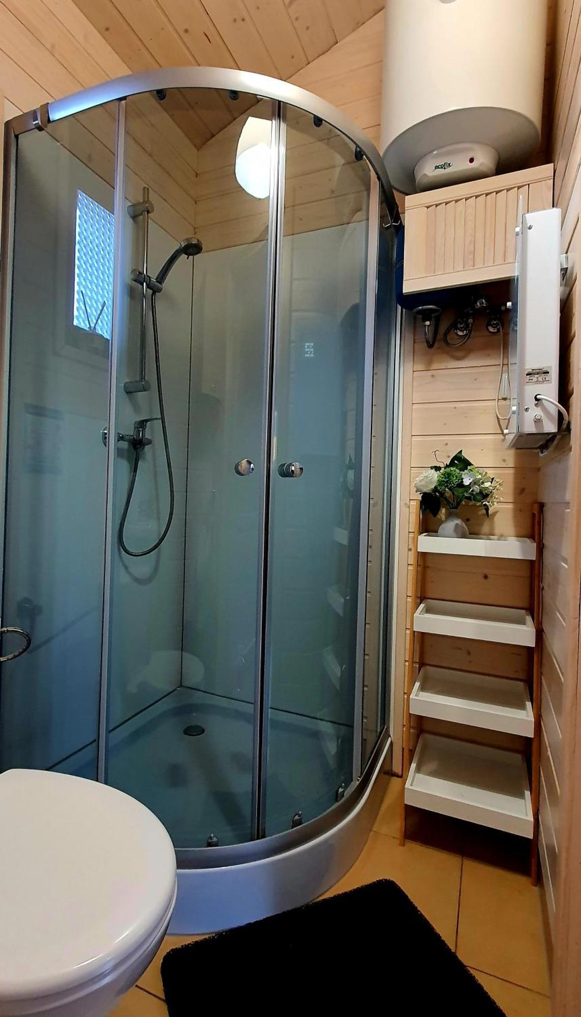 Lemo - Nad Samym Jeziorem, Nowe W Pelni Wyposazone Z Miejscem Parkingowym Holiday home *