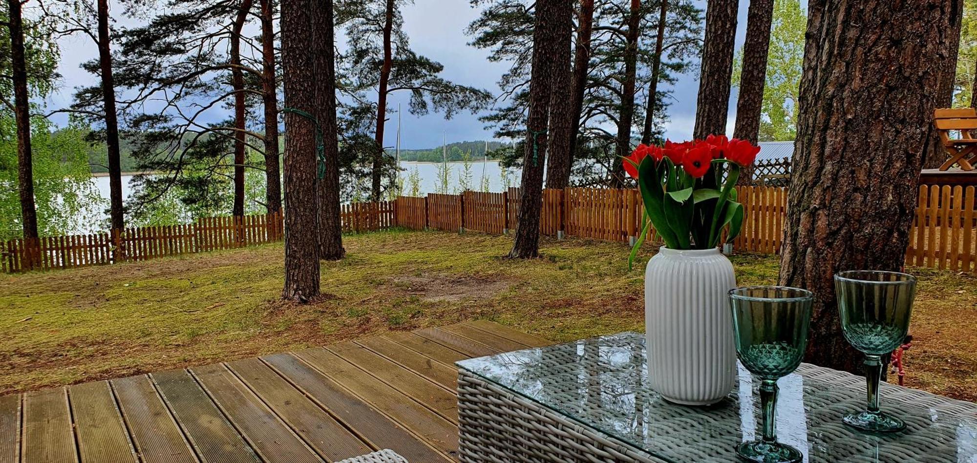 Holiday home Lemo - Nad Samym Jeziorem, Nowe W Pelni Wyposazone Z Miejscem Parkingowym Borsk